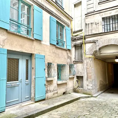 Duplex Hyper Centre Montorgueil - 60m2, 2 Et 2 Salles De Bain Appartement